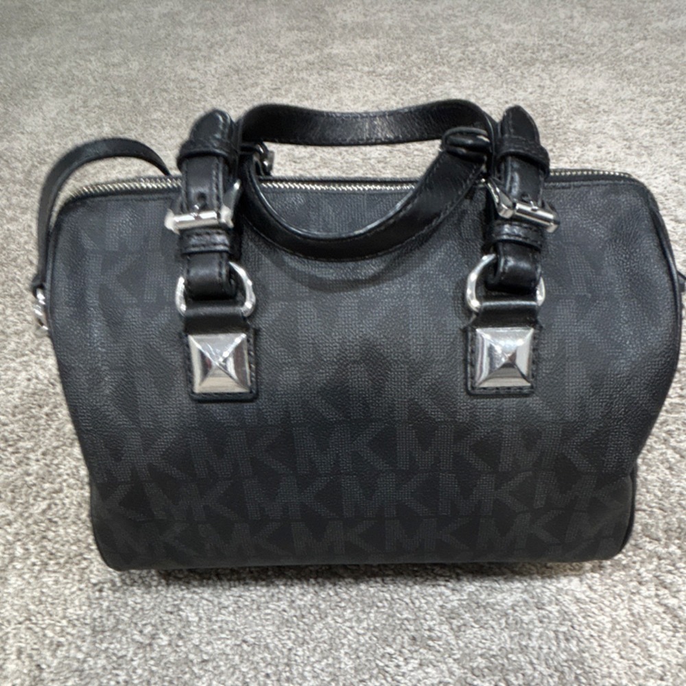 Michael Kors Black Monogram Satchel Top Handle Zip w/ Detachable Strap & Charm - Picture 3 of 8